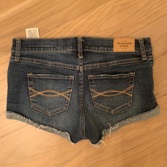 Abercrombie & Fitch Jean Shorts - Picture 2 of 2